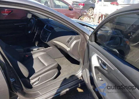 2016 Nissan Altima 2.5 Sr z USA, uszkodzony, nr VIN 1N4AL3AP0GN390979